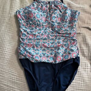 Elegant Floral Women's One-Piece Swimsuit